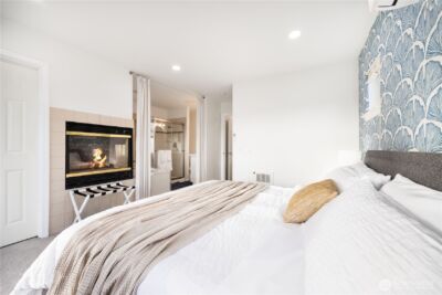 1231 6th Avenue N, Seattle, WA 98109 - Photo 5