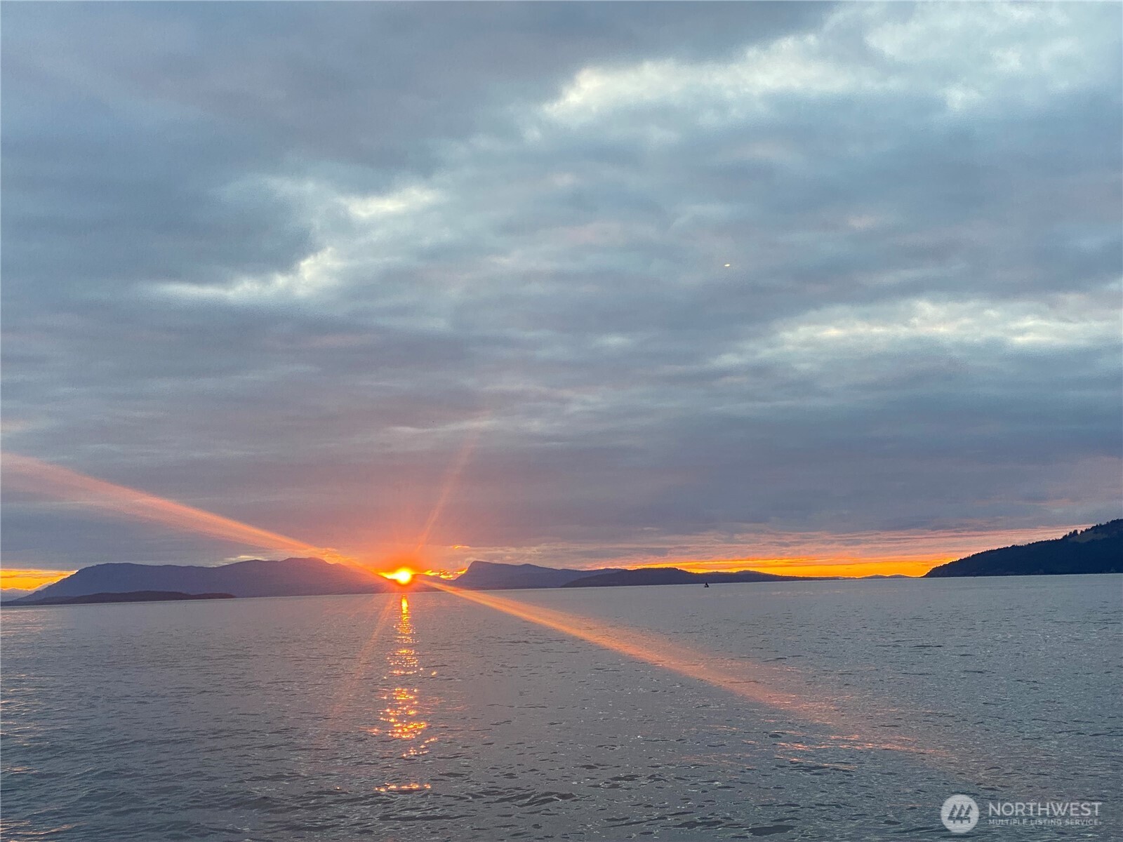 1 NHN Saint Marys Place , Anacortes, WA 98922