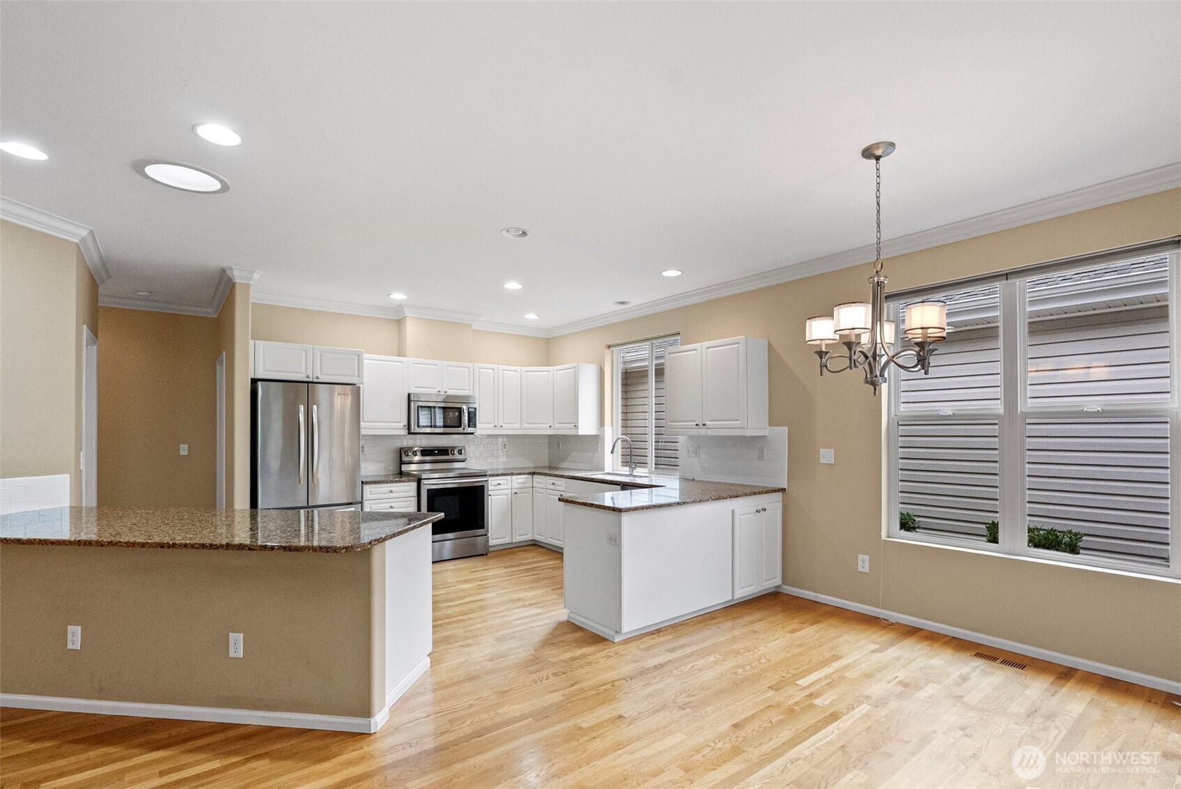 6910 38th Street Ct W, University Place, WA 98466