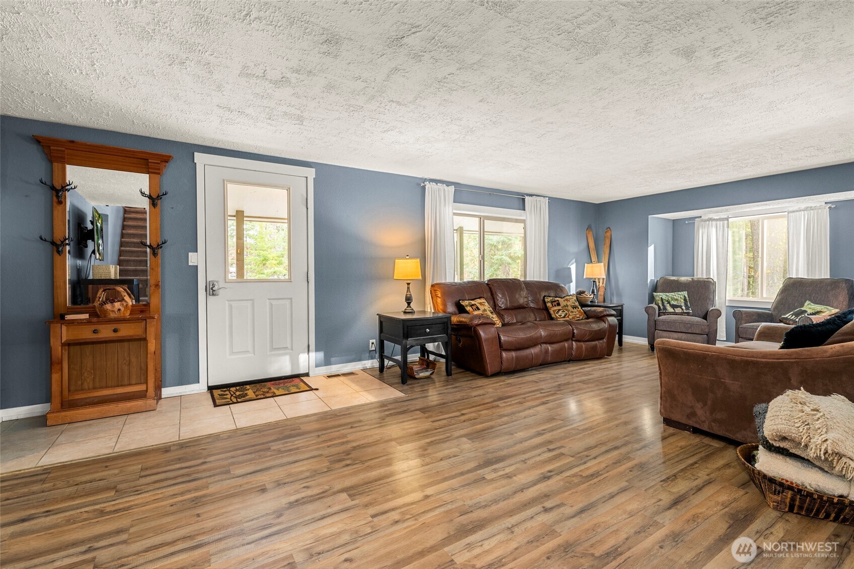 21823 Colt Road , Leavenworth, WA 98826