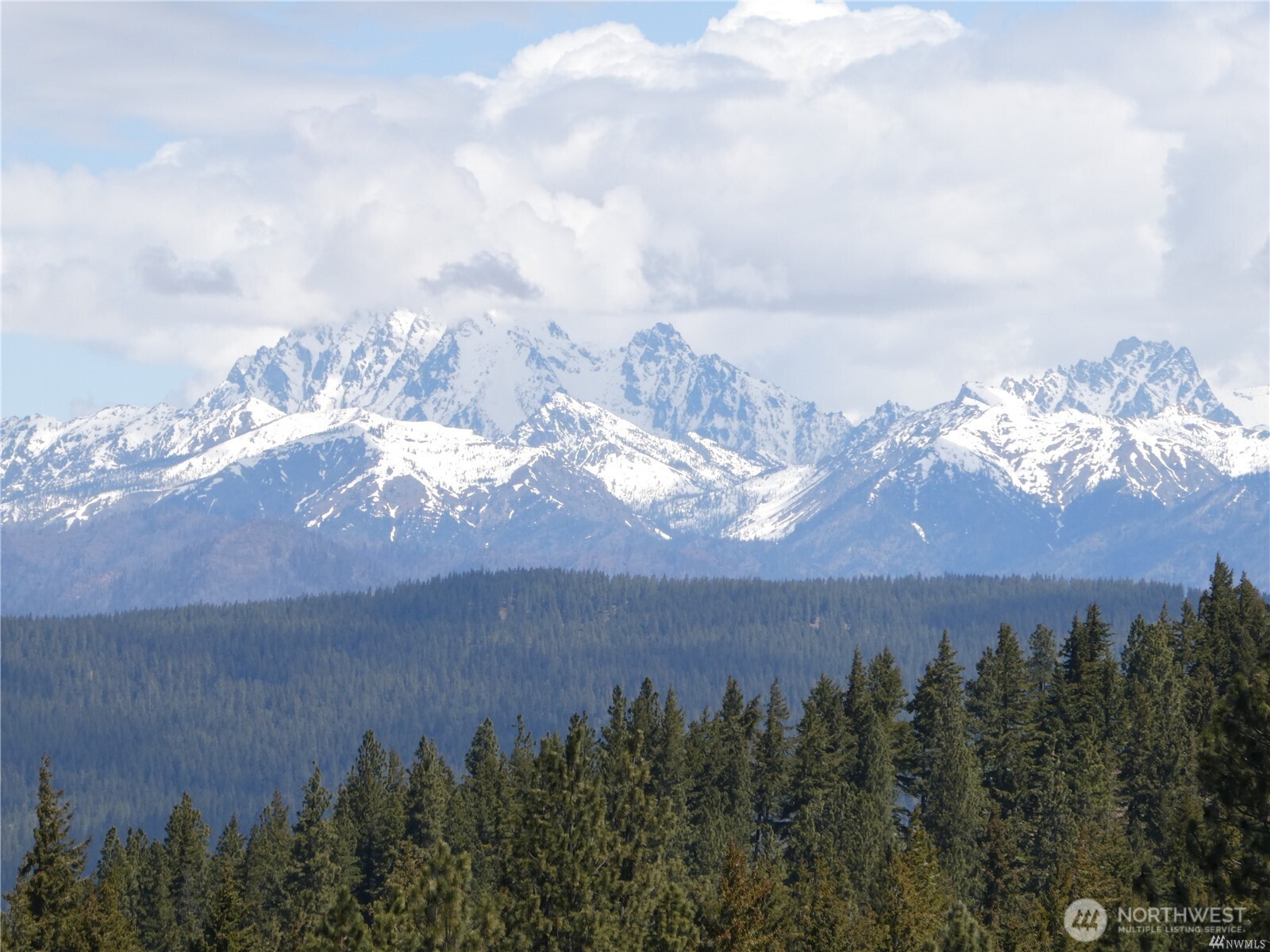 831 Horse Heaven Road , Cle Elum, WA 98922