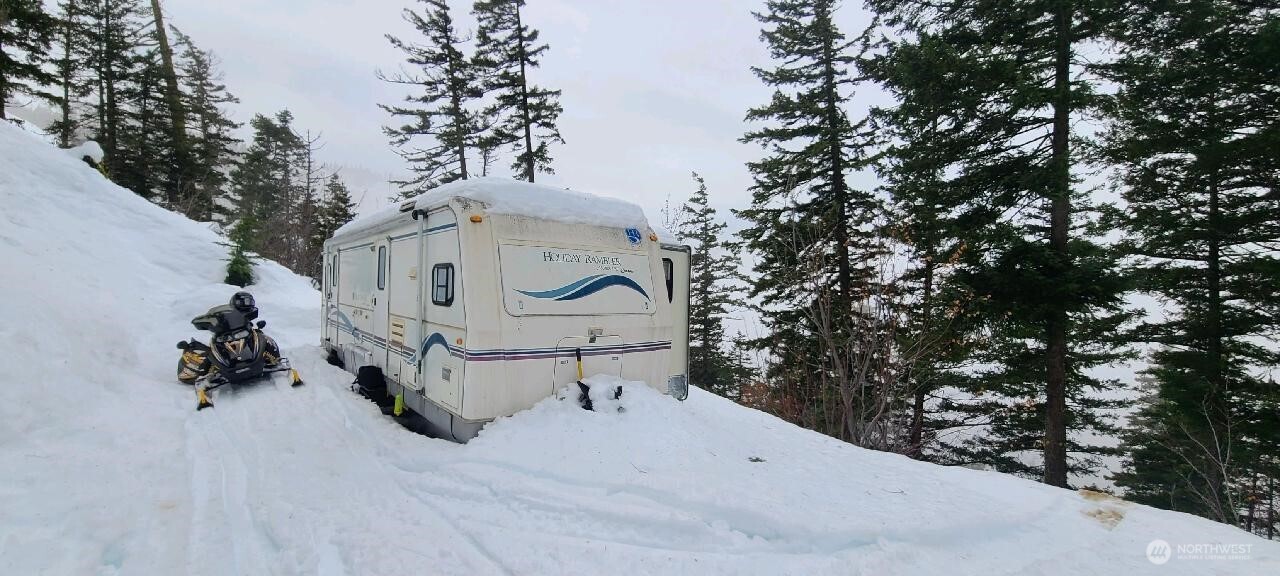 831 Horse Heaven Road , Cle Elum, WA 98922