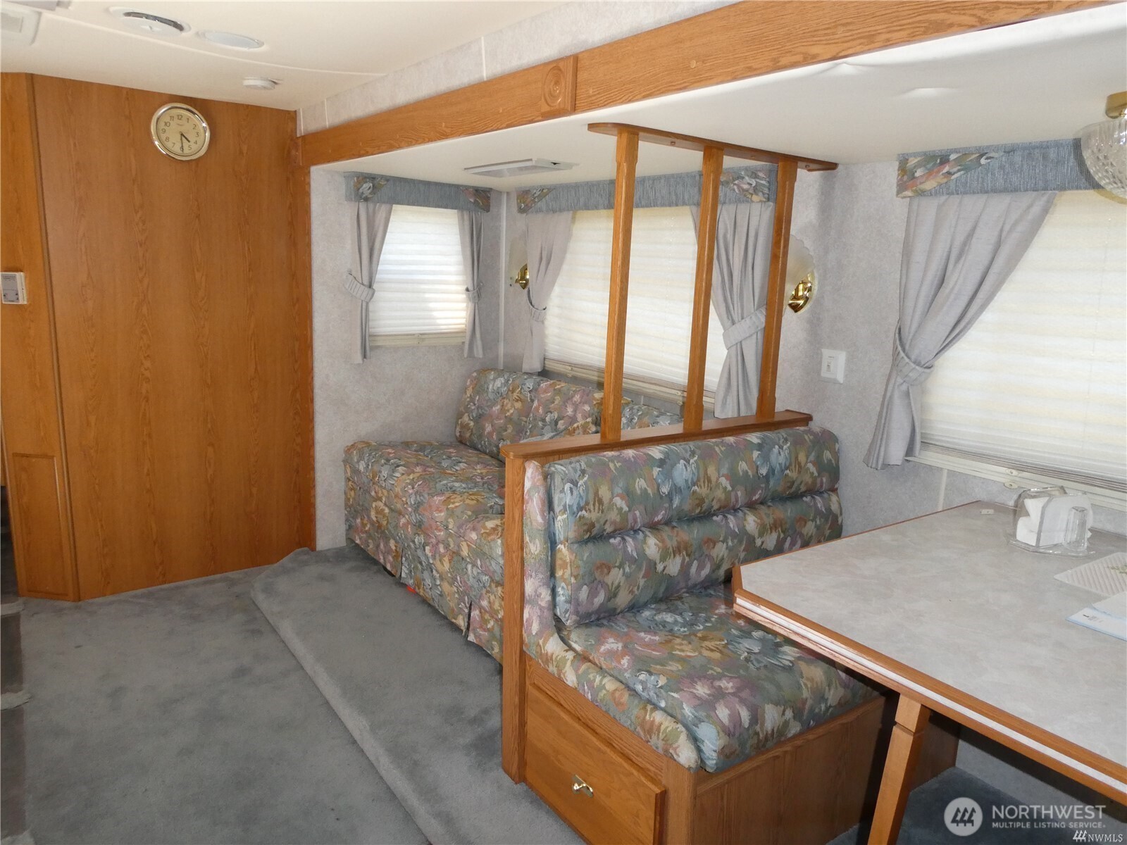 831 Horse Heaven Road , Cle Elum, WA 98922