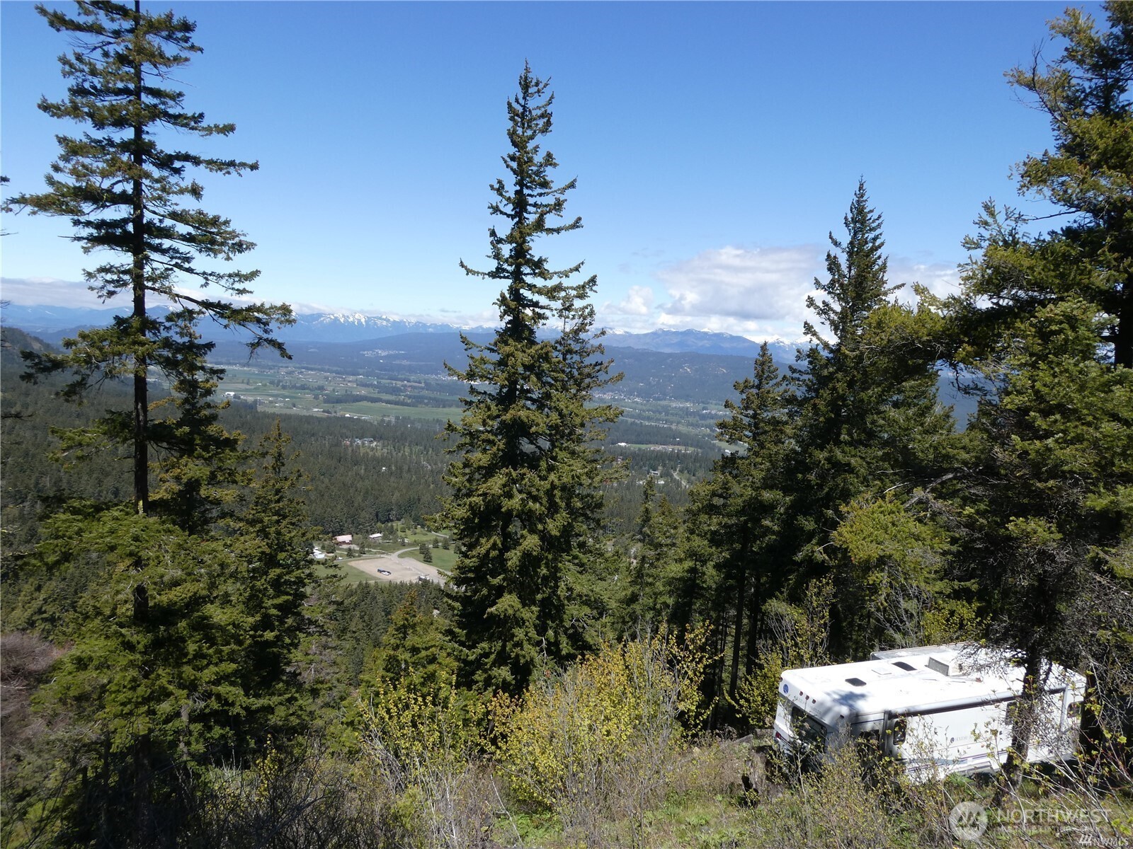 831 Horse Heaven Road , Cle Elum, WA 98922