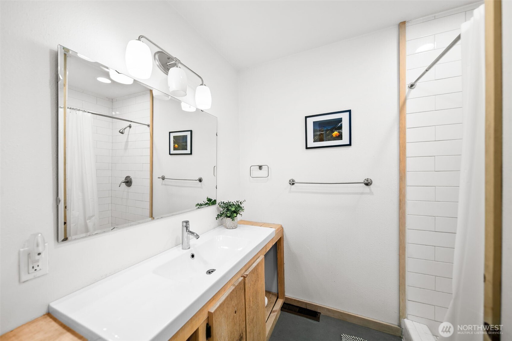 9485 E Leavenworth Road , Leavenworth, WA 98826