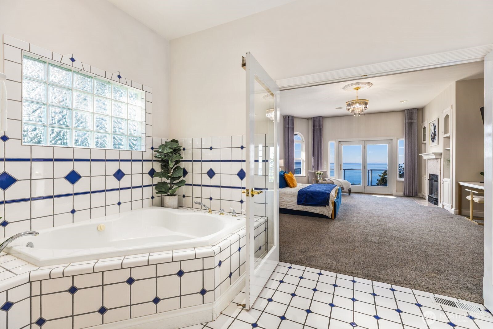 5913 Normar Place , Blaine, WA 98230