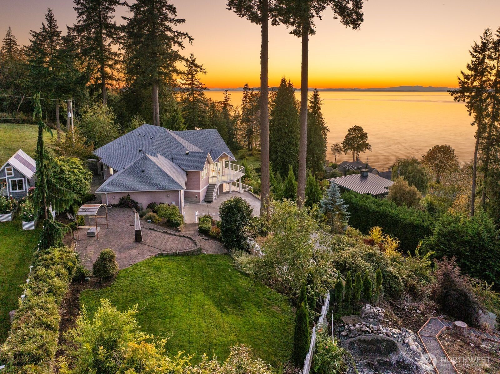 5913 Normar Place , Blaine, WA 98230