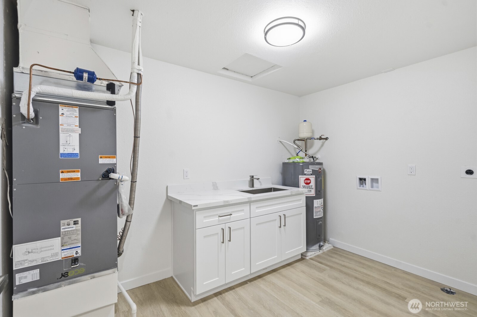 2803 77th Avenue NE, Olympia, WA 98506