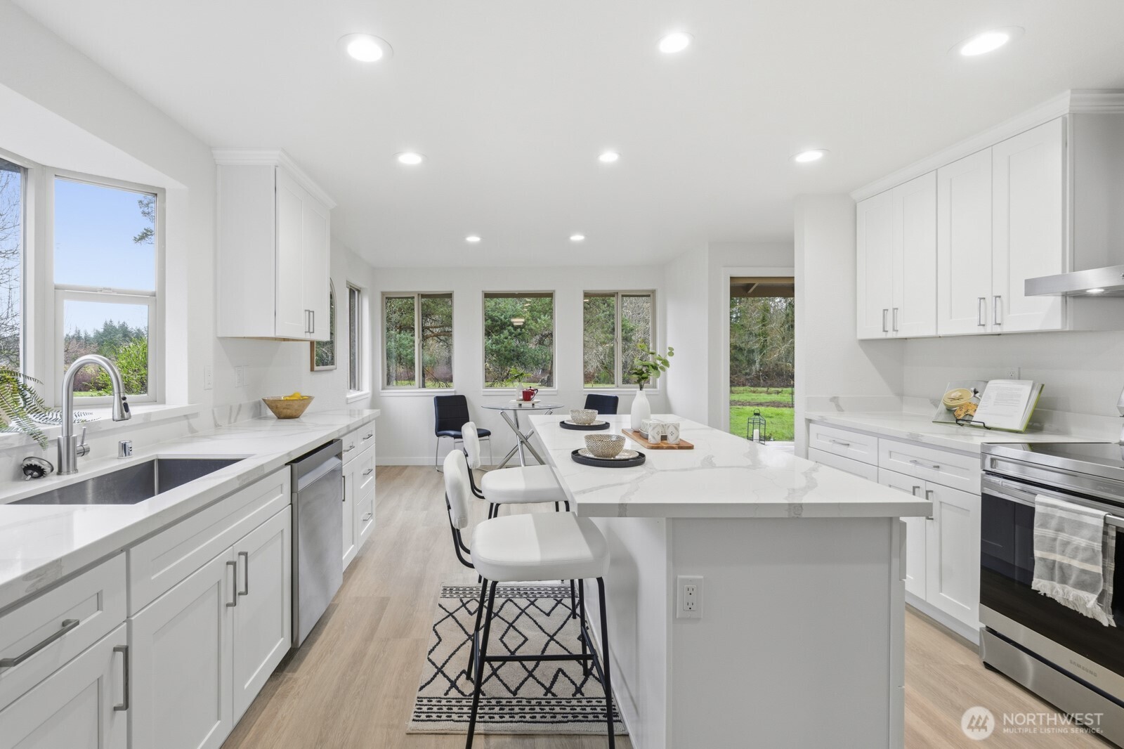 2803 77th Avenue NE, Olympia, WA 98506