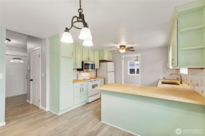 11208 148th Street E, Puyallup, WA 98374 - Photo 14