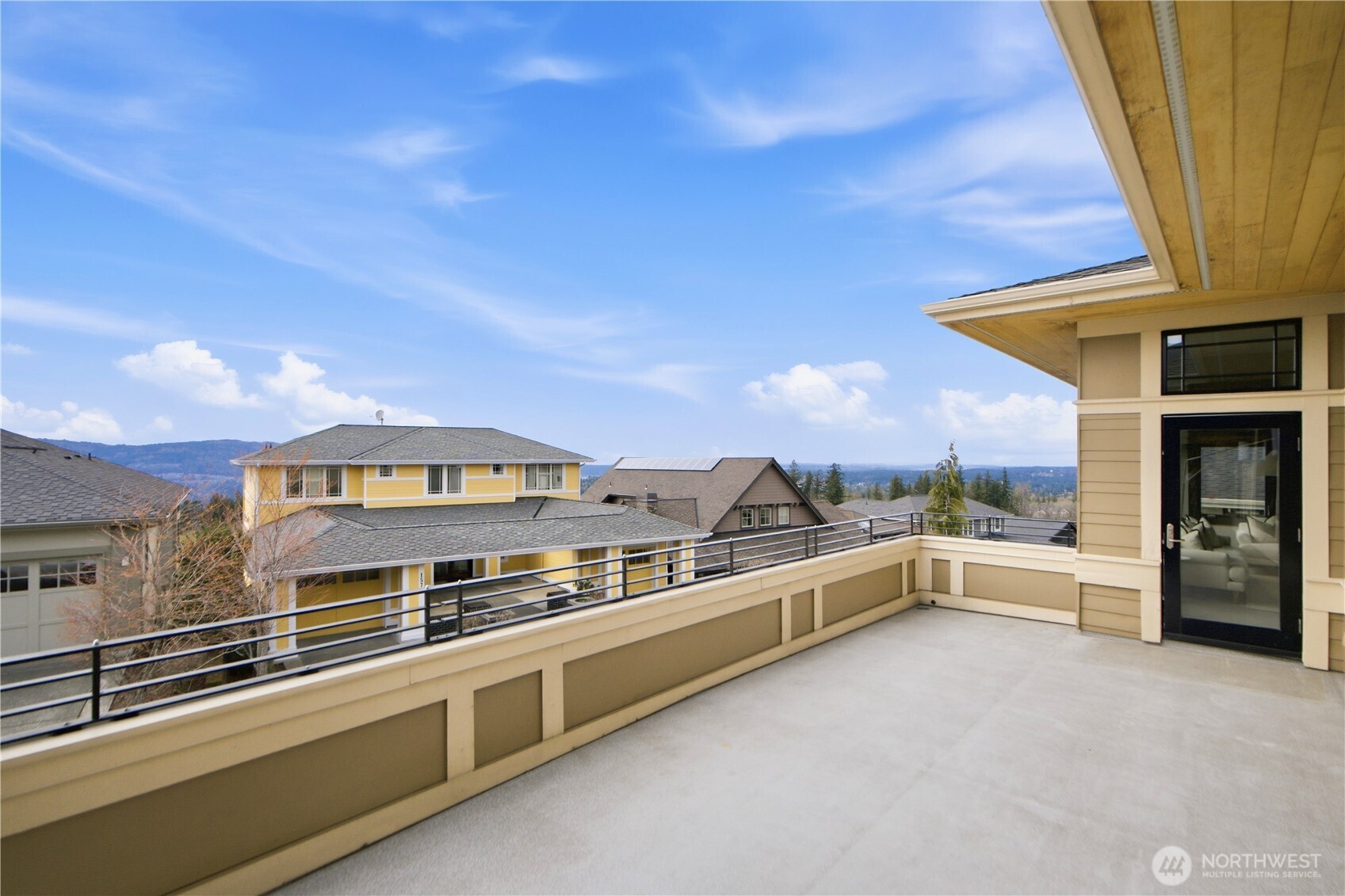 1558 26th Court NE, Issaquah, WA 98029