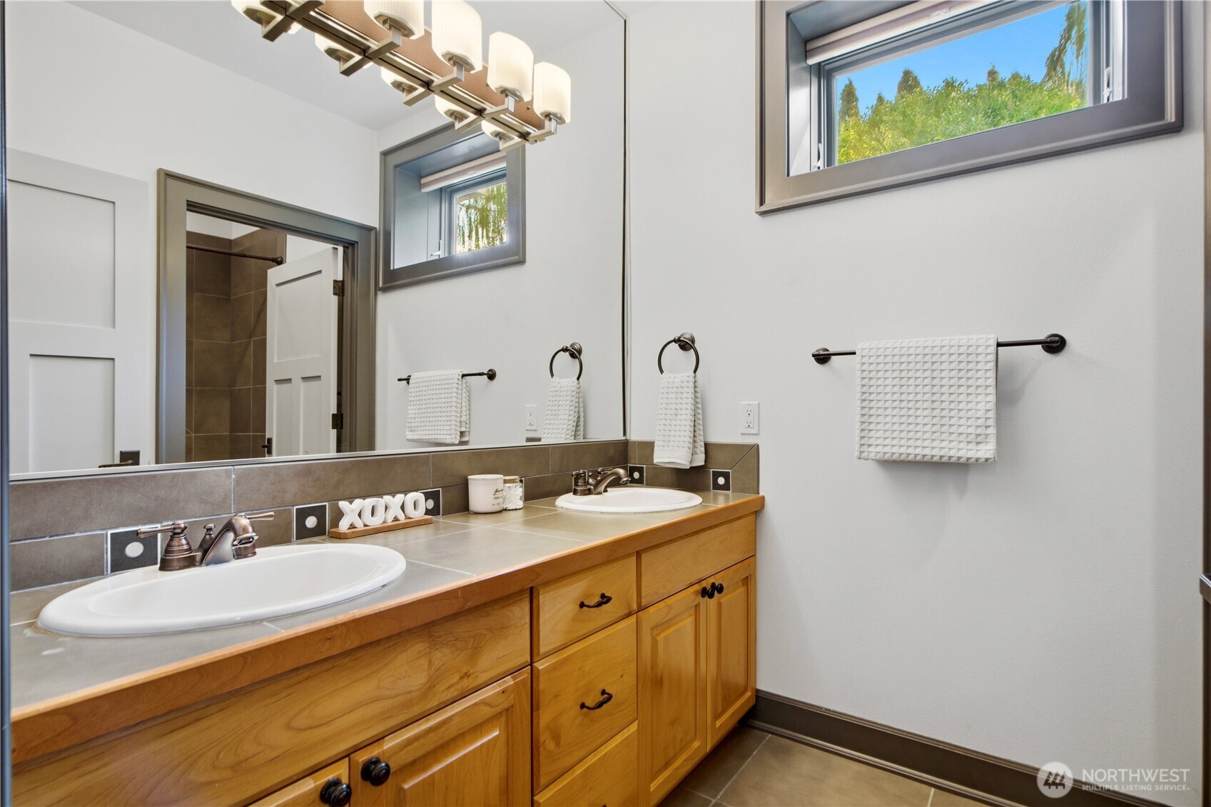 1558 26th Court NE, Issaquah, WA 98029