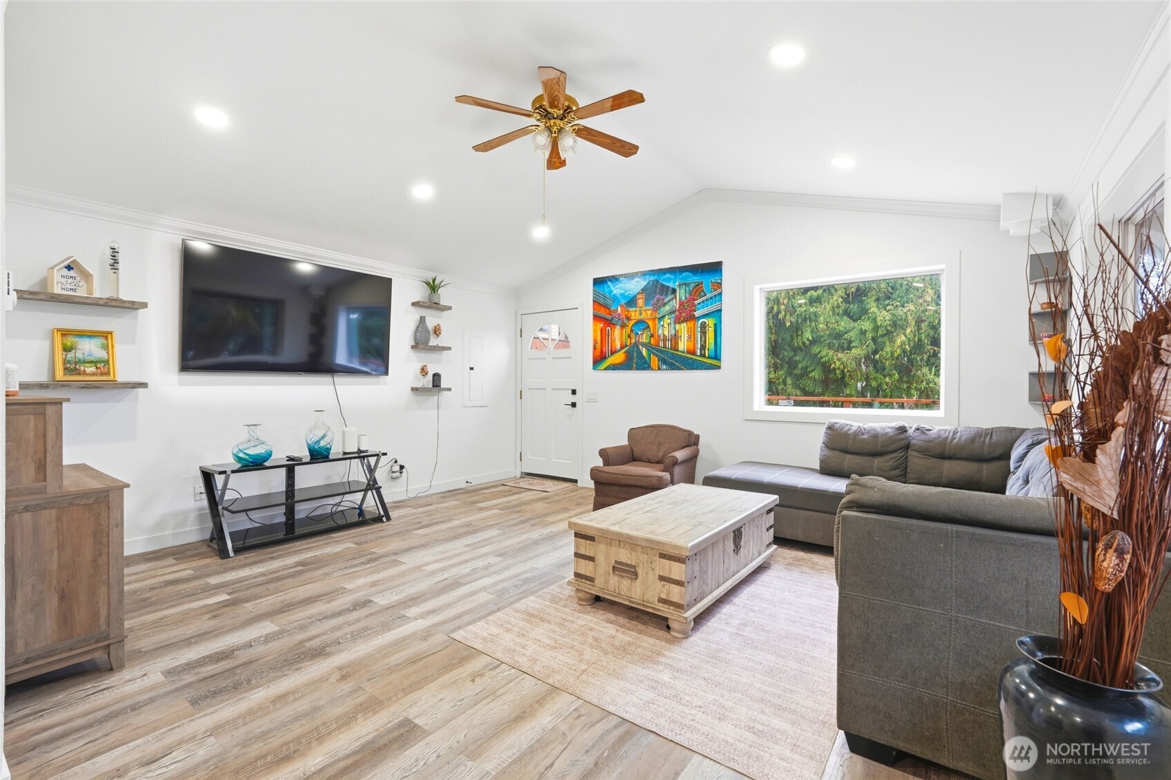 5302 Wetmore Avenue , Everett, WA 98203