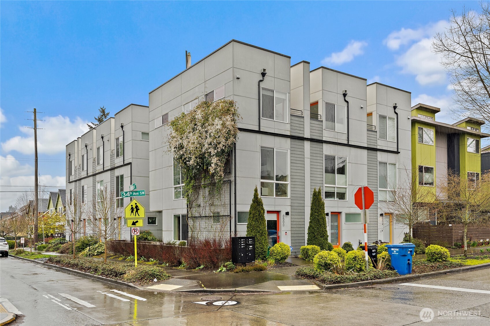 6500 34th Avenue SW, Seattle, WA 98126