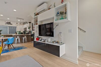 6500 34th Avenue SW, Seattle, WA 98126 - Photo 4