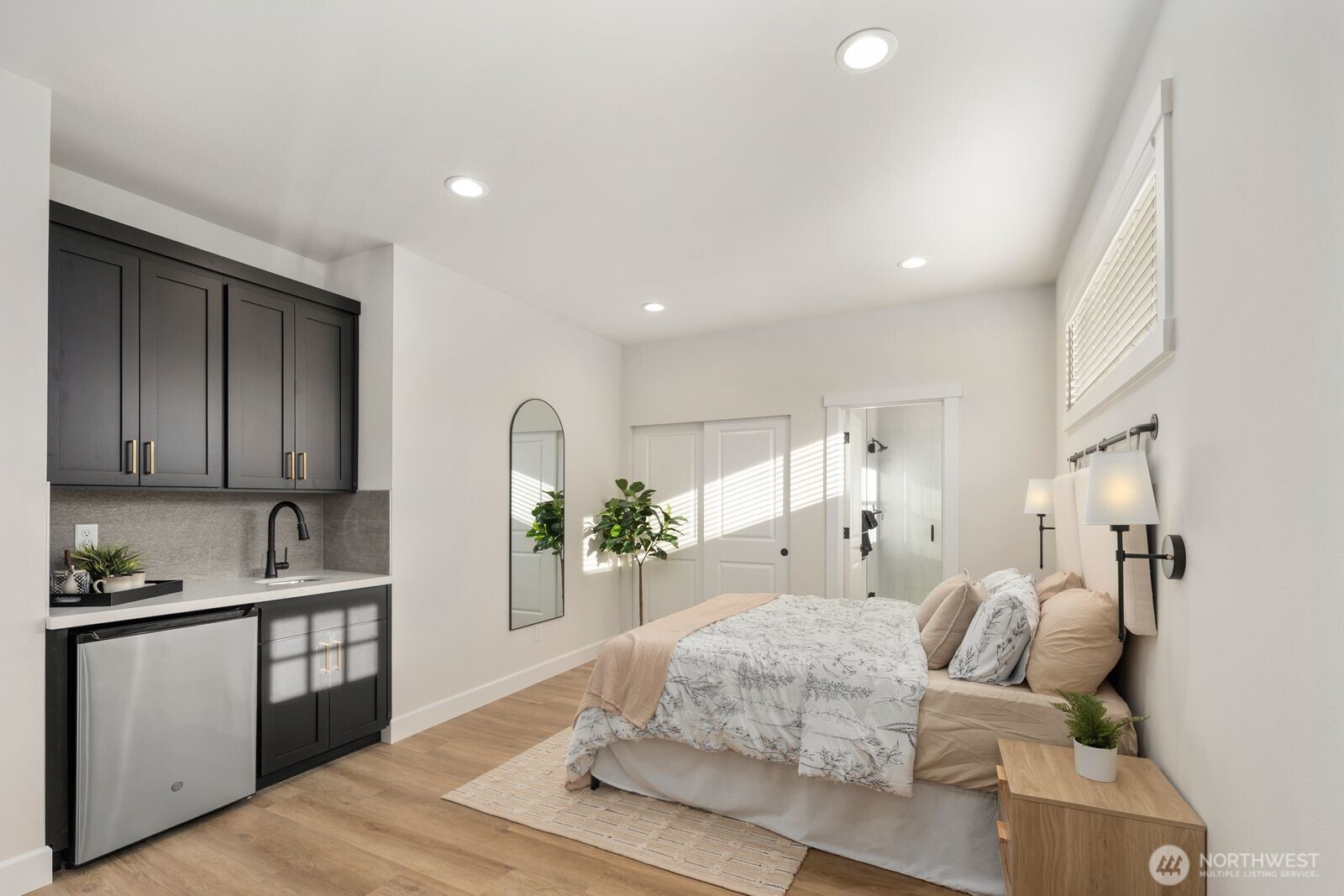 1307 60th Avenue NE, Tacoma, WA 98422