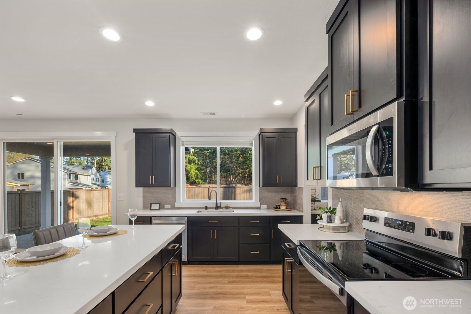 1307 60th Avenue NE, Tacoma, WA 98422