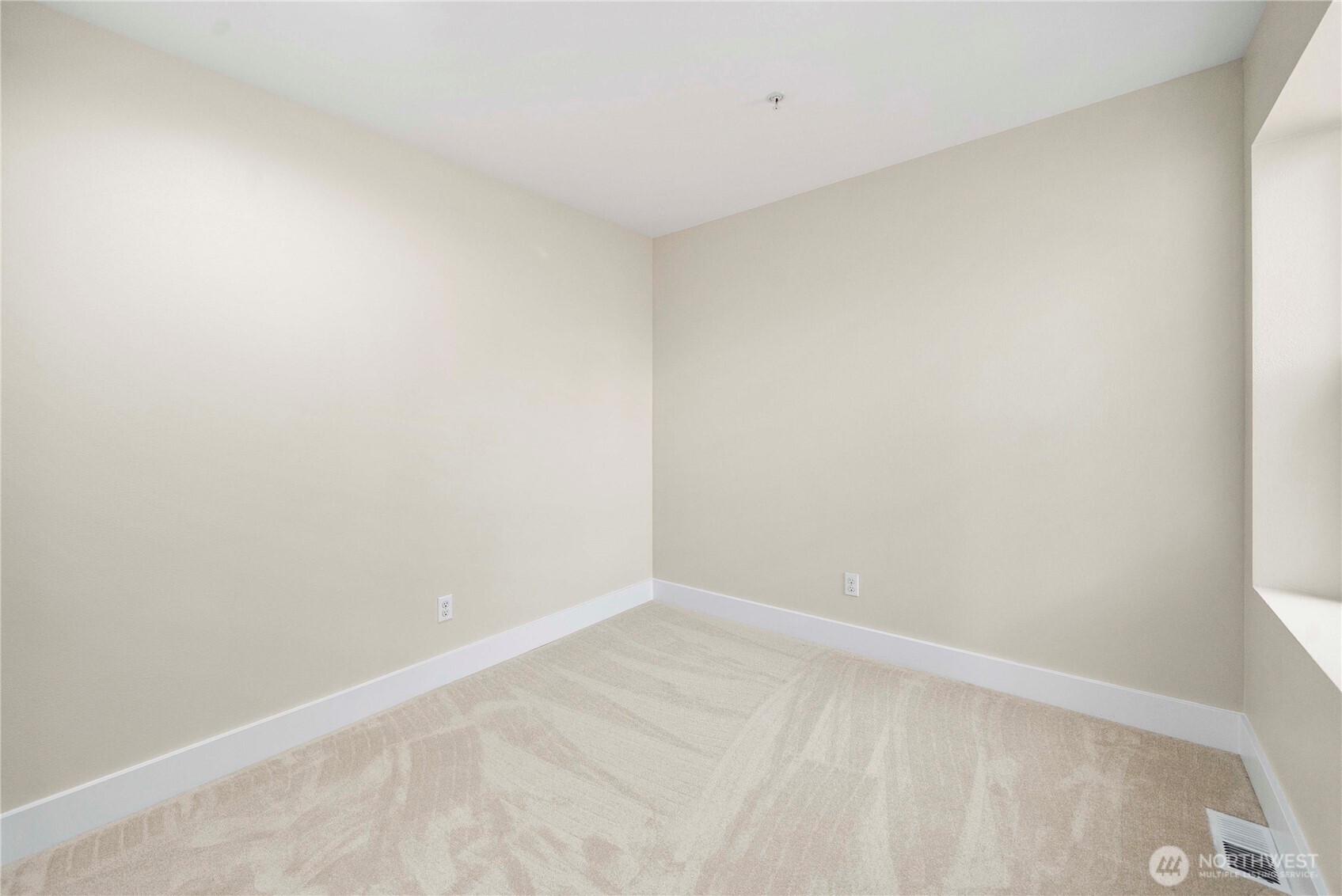 4125 S 220th Place #26, Kent, WA 98032