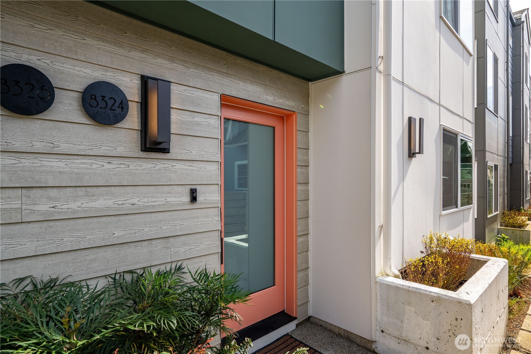 8324 14th Avenue NW, Seattle, WA 98117-4232