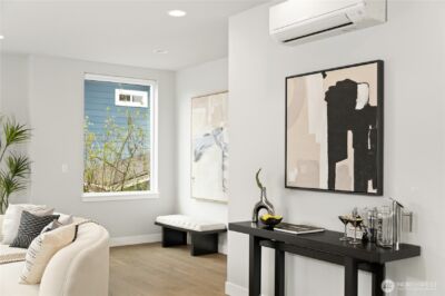 8324 14th Avenue NW, Seattle, WA 98117-4232 - Photo 13