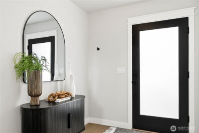 8324 14th Avenue NW, Seattle, WA 98117-4232 - Photo 3