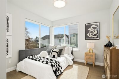 8324 14th Avenue NW, Seattle, WA 98117-4232 - Photo 25