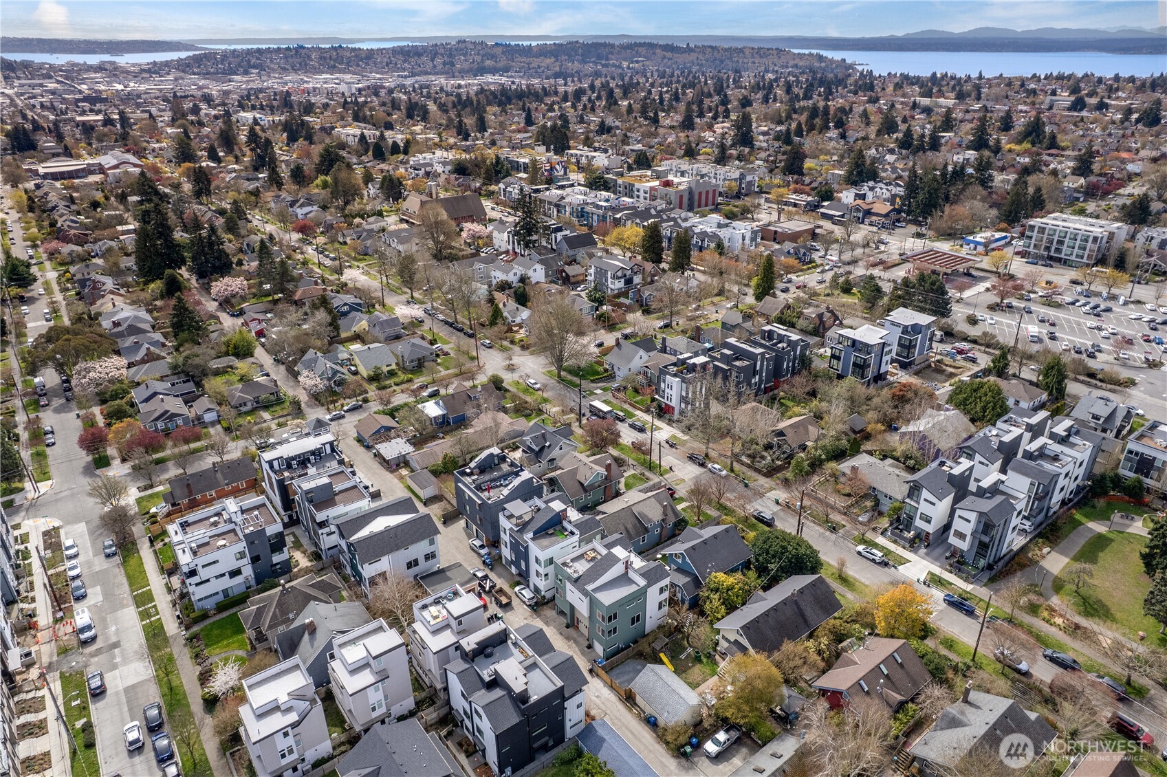 8324 14th Avenue NW, Seattle, WA 98117-4232