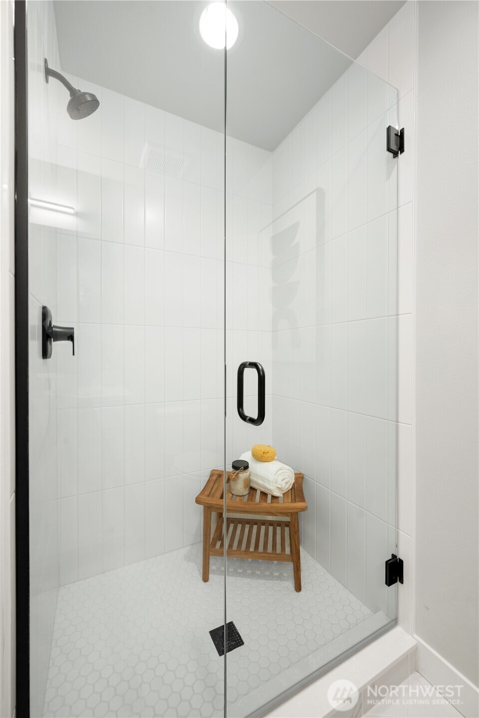 8324 14th Avenue NW, Seattle, WA 98117-4232