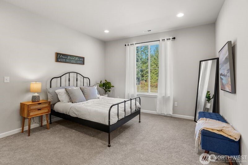 7424 107 Street Ct E, Puyallup, WA 98373