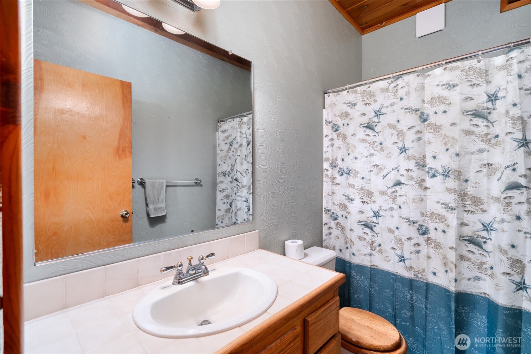 414 Little Acres Drive , Oak Harbor, WA 98277