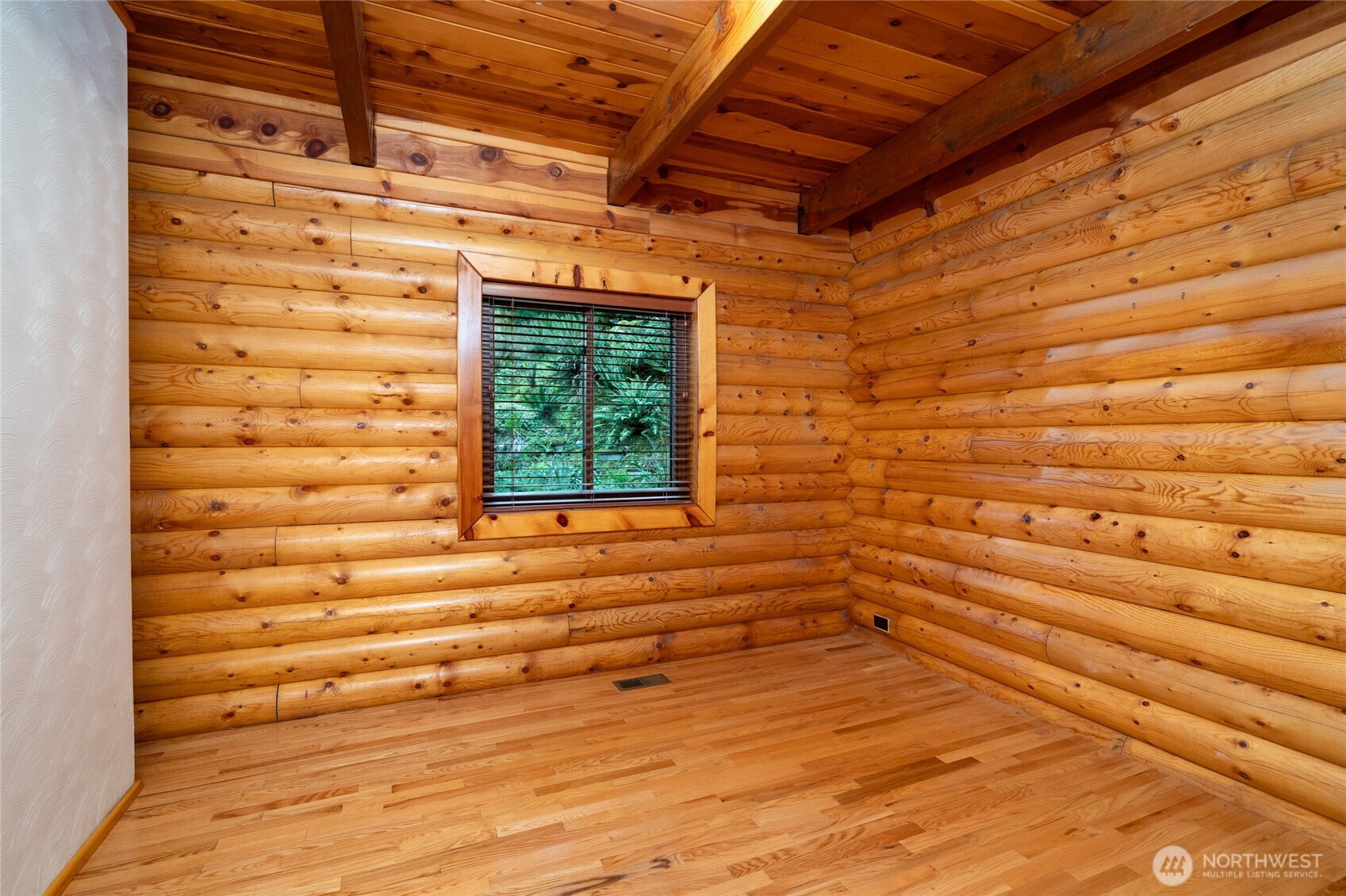 414 Little Acres Drive , Oak Harbor, WA 98277