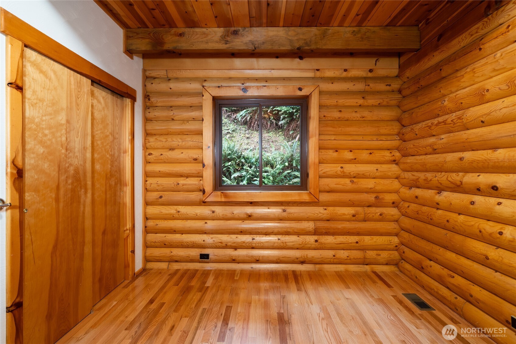 414 Little Acres Drive , Oak Harbor, WA 98277