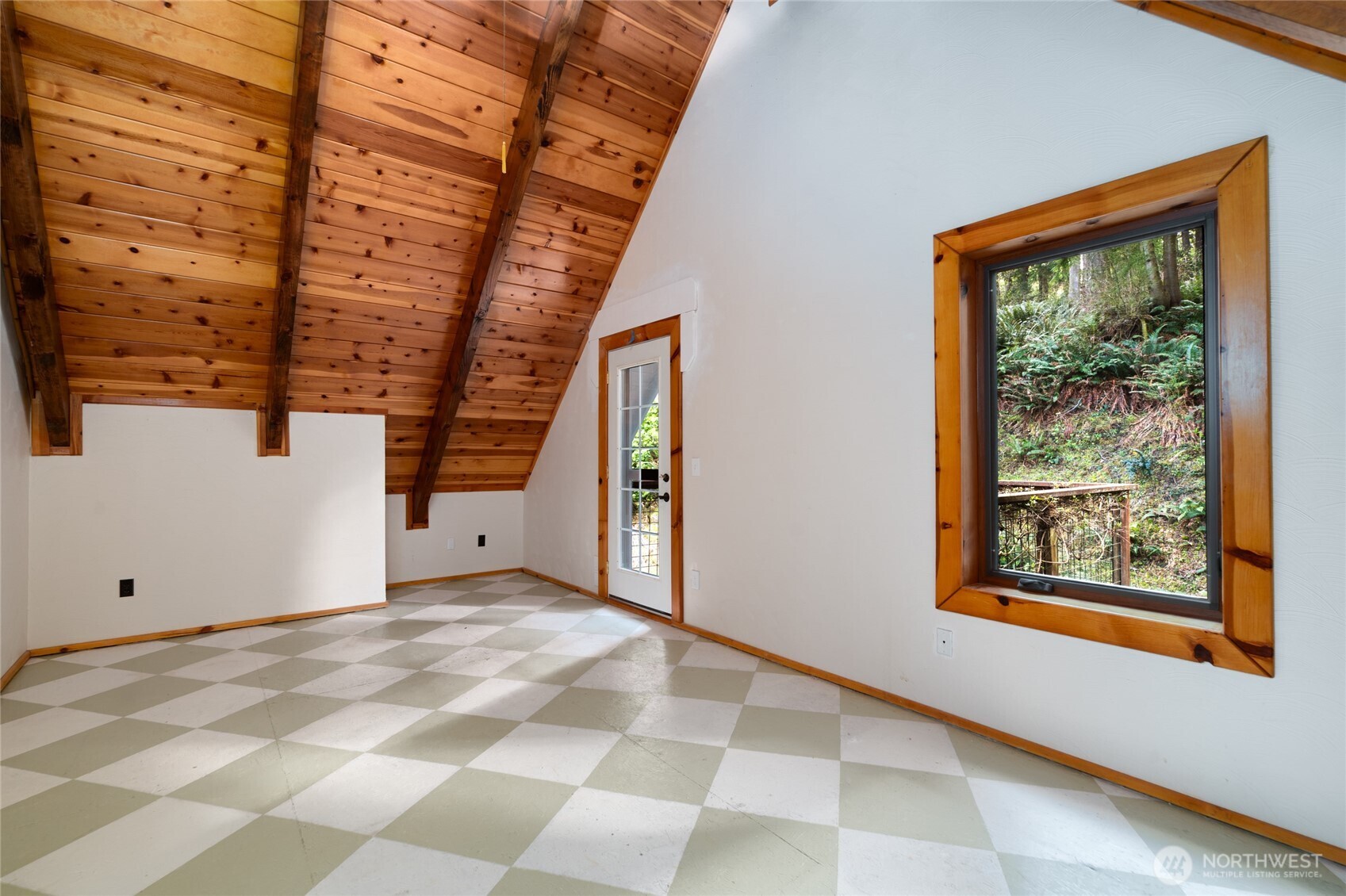 414 Little Acres Drive , Oak Harbor, WA 98277