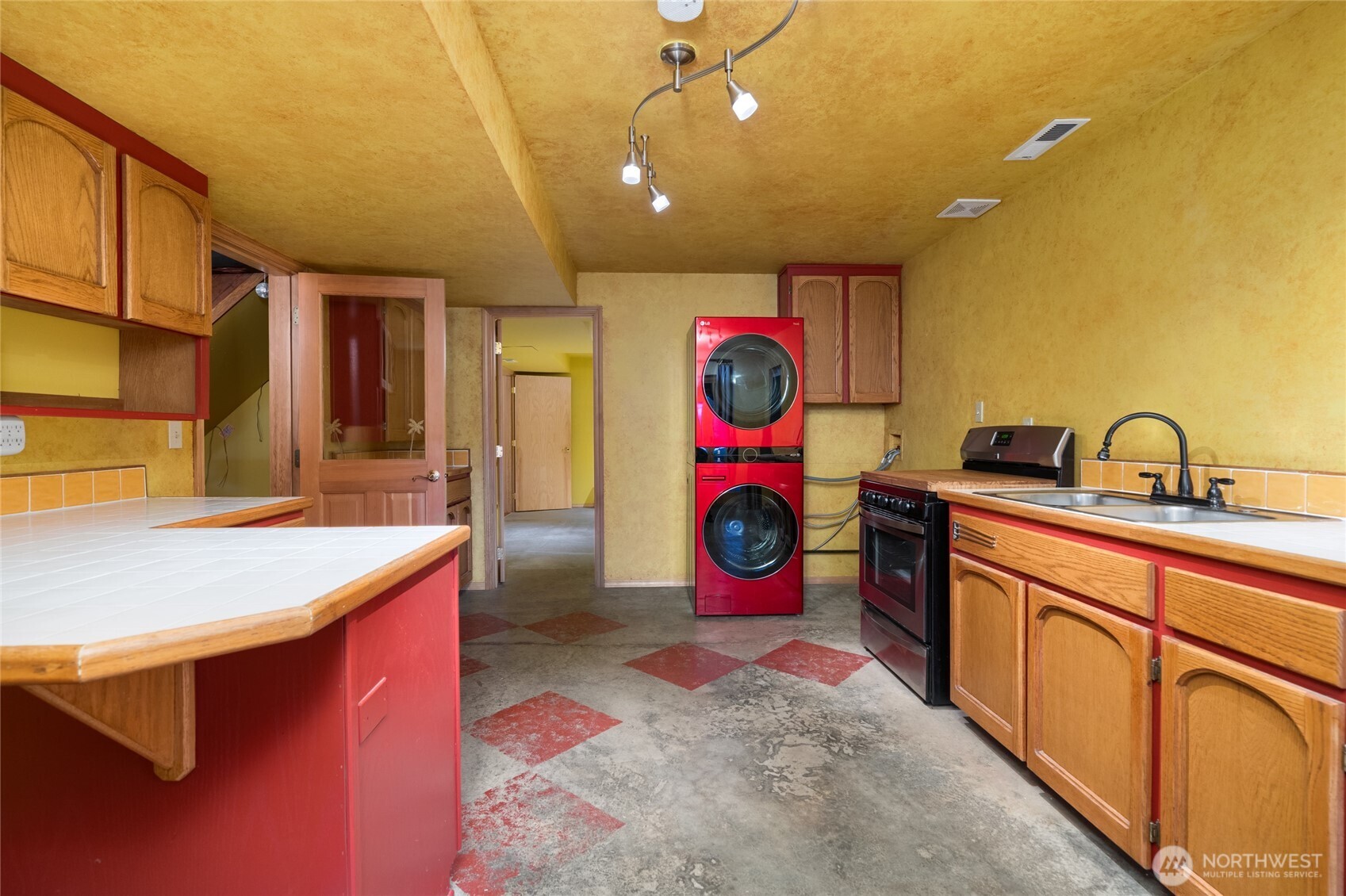 414 Little Acres Drive , Oak Harbor, WA 98277