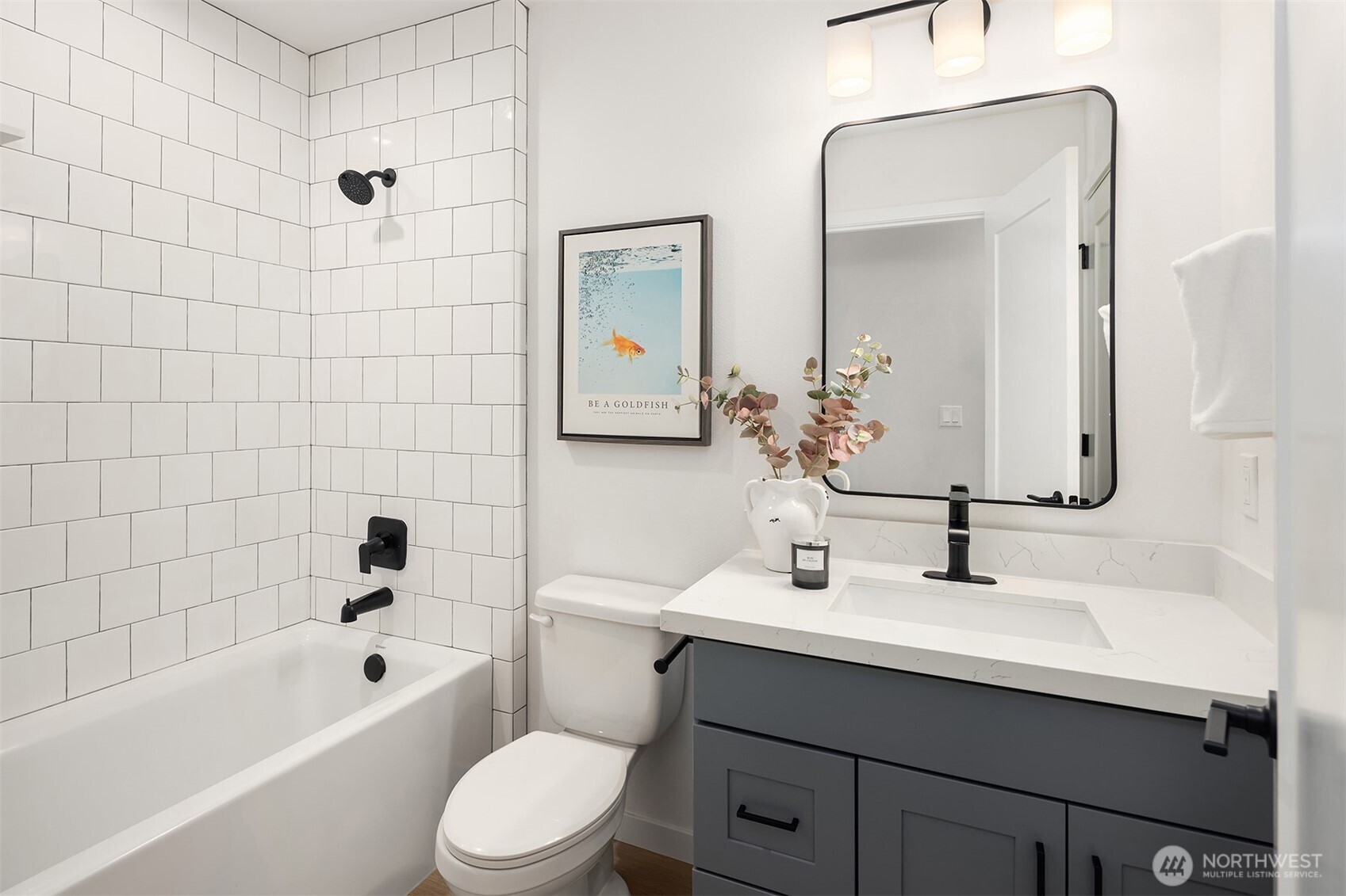 6037 42nd Avenue SW #B, Seattle, WA 98136