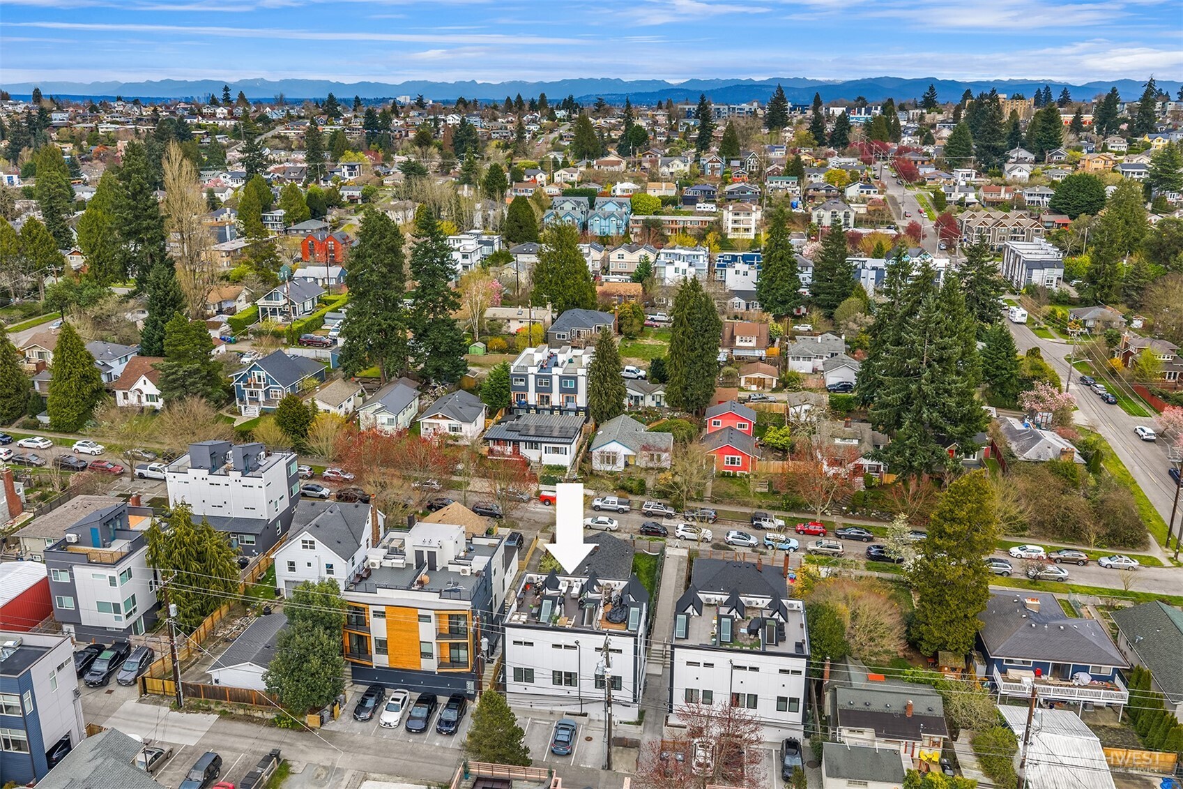 6037 42nd Avenue SW #B, Seattle, WA 98136