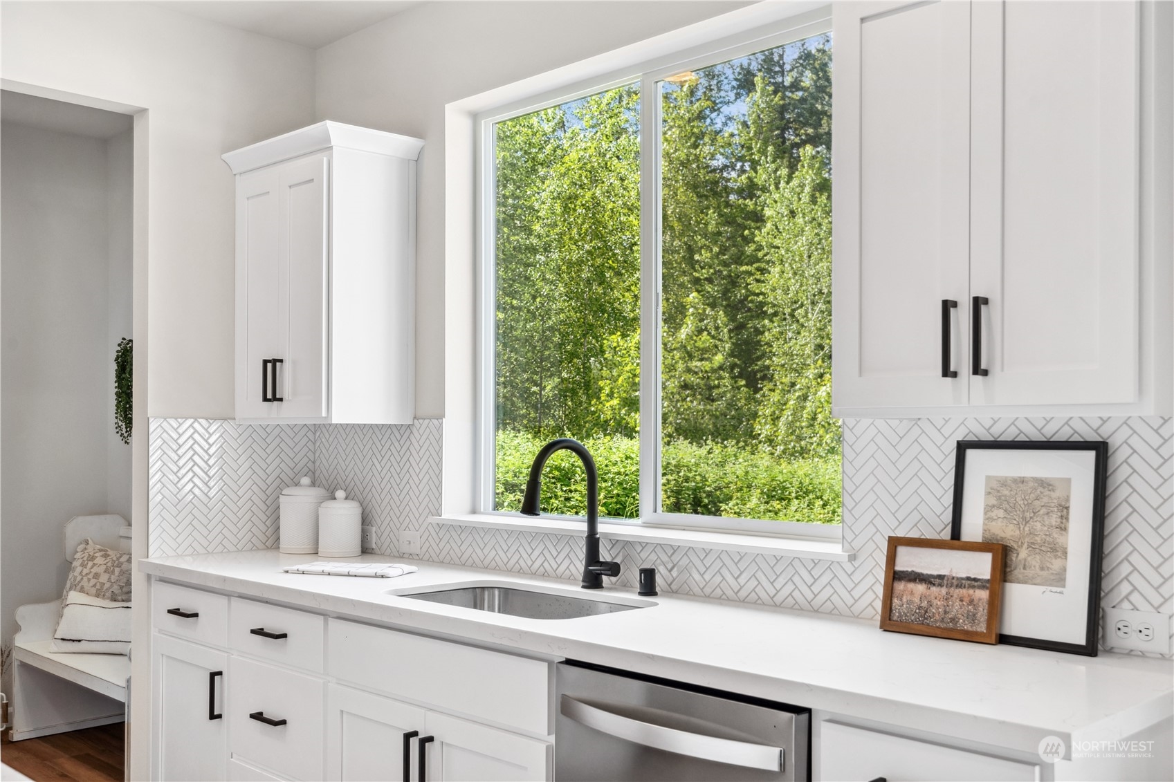 1414 60th Avenue NE, Tacoma, WA 98422