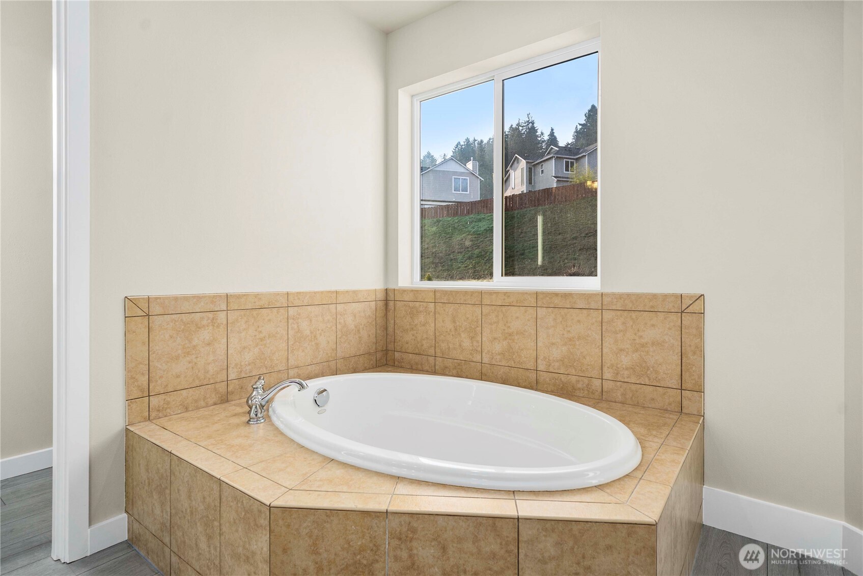 4125 S 220th Place #26, Kent, WA 98032