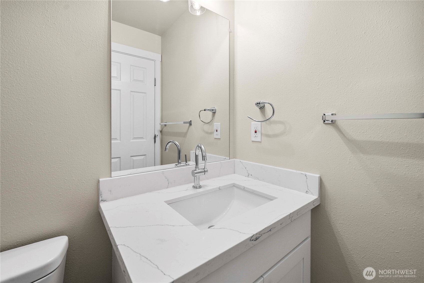 4125 S 220th Place #26, Kent, WA 98032