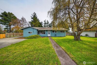 920 SW Bowmer St , Oak Harbor, WA 98277