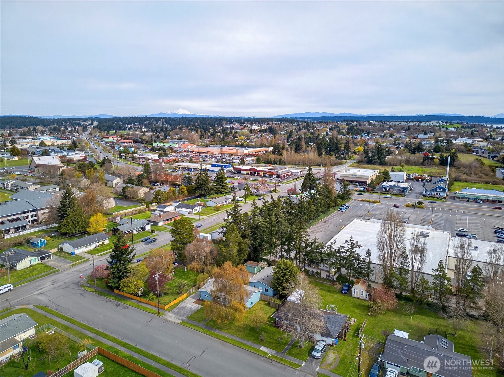 920 SW Bowmer St , Oak Harbor, WA 98277