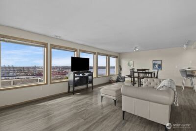 1242 /1244 Browns Point Boulevard , Tacoma, WA 98422 - Photo 32