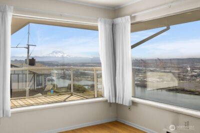 1242 /1244 Browns Point Boulevard , Tacoma, WA 98422 - Photo 10