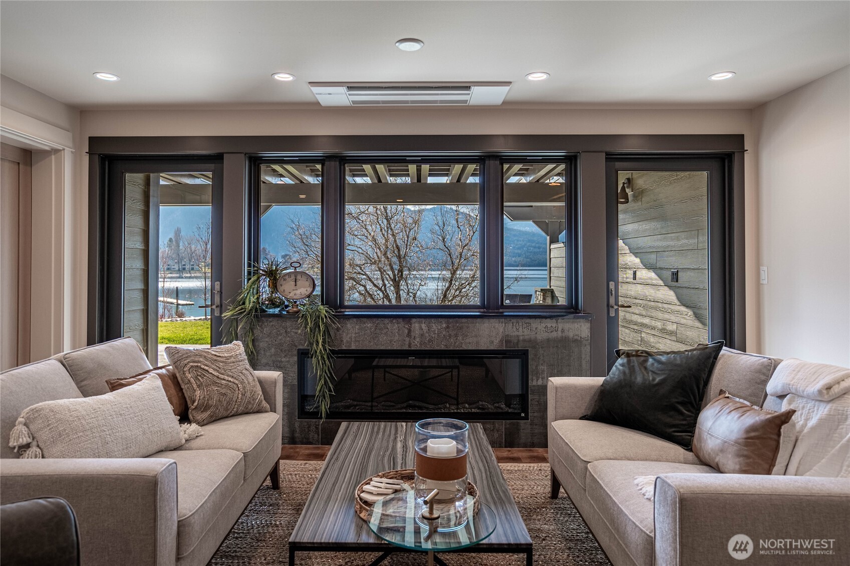 1 Yacinde Court #C1, Manson, WA 98831