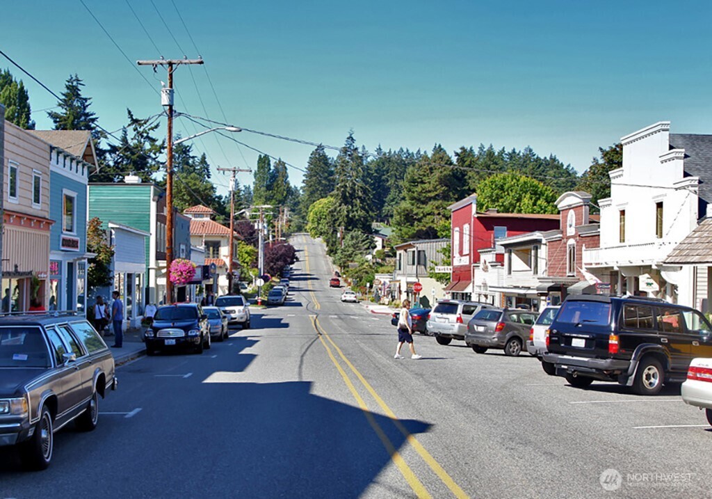 1043 Village Loop , Langley, WA 98260