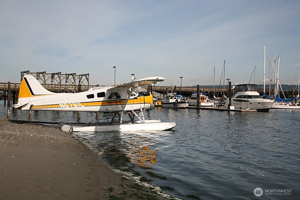 1043 Village Loop , Langley, WA 98260