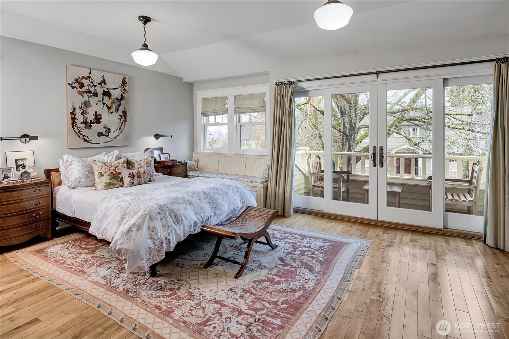 2221 22nd Avenue E, Seattle, WA 98112