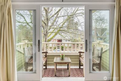 2221 22nd Avenue E, Seattle, WA 98112 - Photo 18