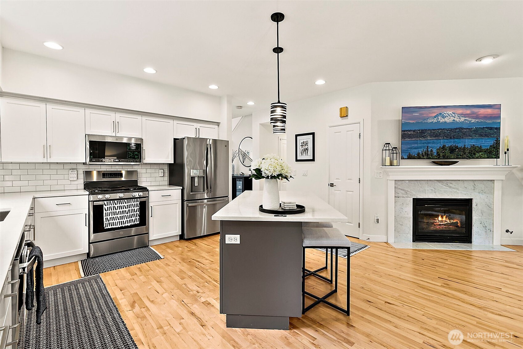 6731 161st Avenue SE #B, Bellevue, WA 98006