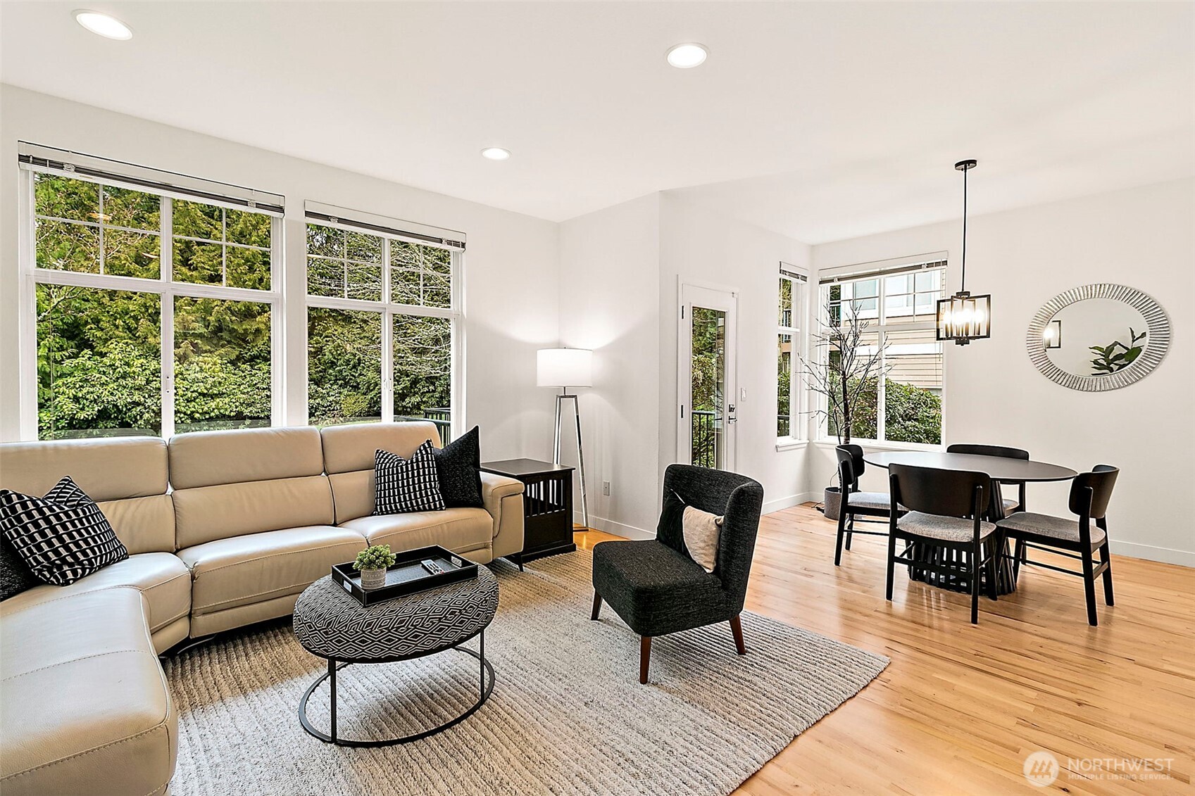 6731 161st Avenue SE #B, Bellevue, WA 98006